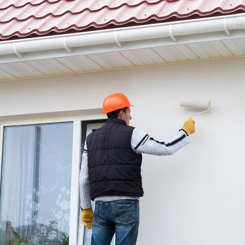 Mājas fasādes krāsošana - svarīgākie padomi, lai iegūtu kvalitatīvu rezultātu