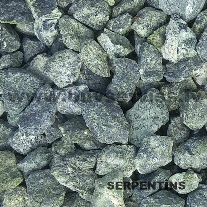 Колотые камни Serpentīns