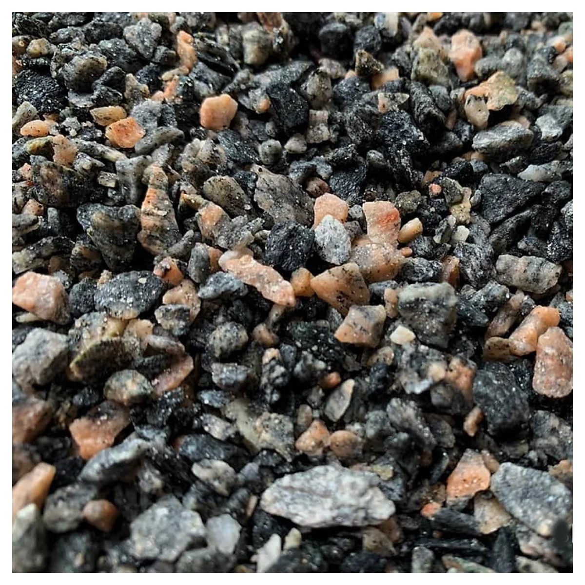 ZD Krava Granīta šķembas