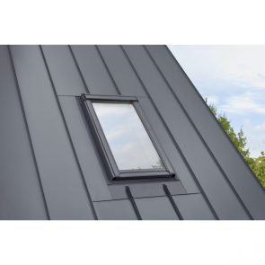 Velux iebūvēšanas komplekts metāliskajam jumta segumam ar click sistēmu EDQ CK02 55x78cm